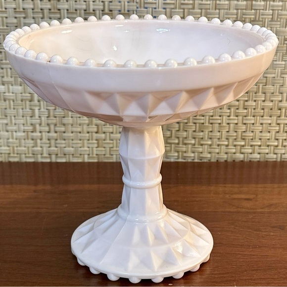 🌟2xHP🌟VTG 1950s Jeanette Windsor Pattern Pink Milk Glass Pedestal Compote Dish - Picture 2 of 5